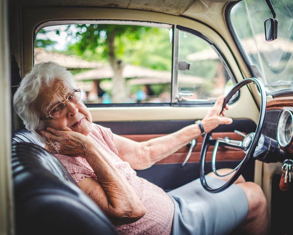 should-early-dementia-patients-drive-beacon