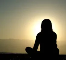 Two ways to practice mindful meditation